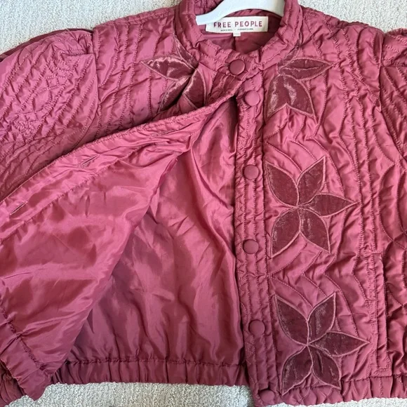 Free People- Quinn Quilted Jacket in Marsala Small - Picture 9 of 10